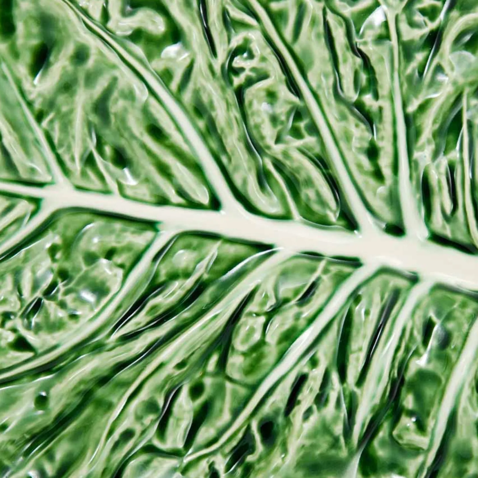 Bordallo Pinheiro Table Setting|Serveware^Cabbage Leaf Oval Platter