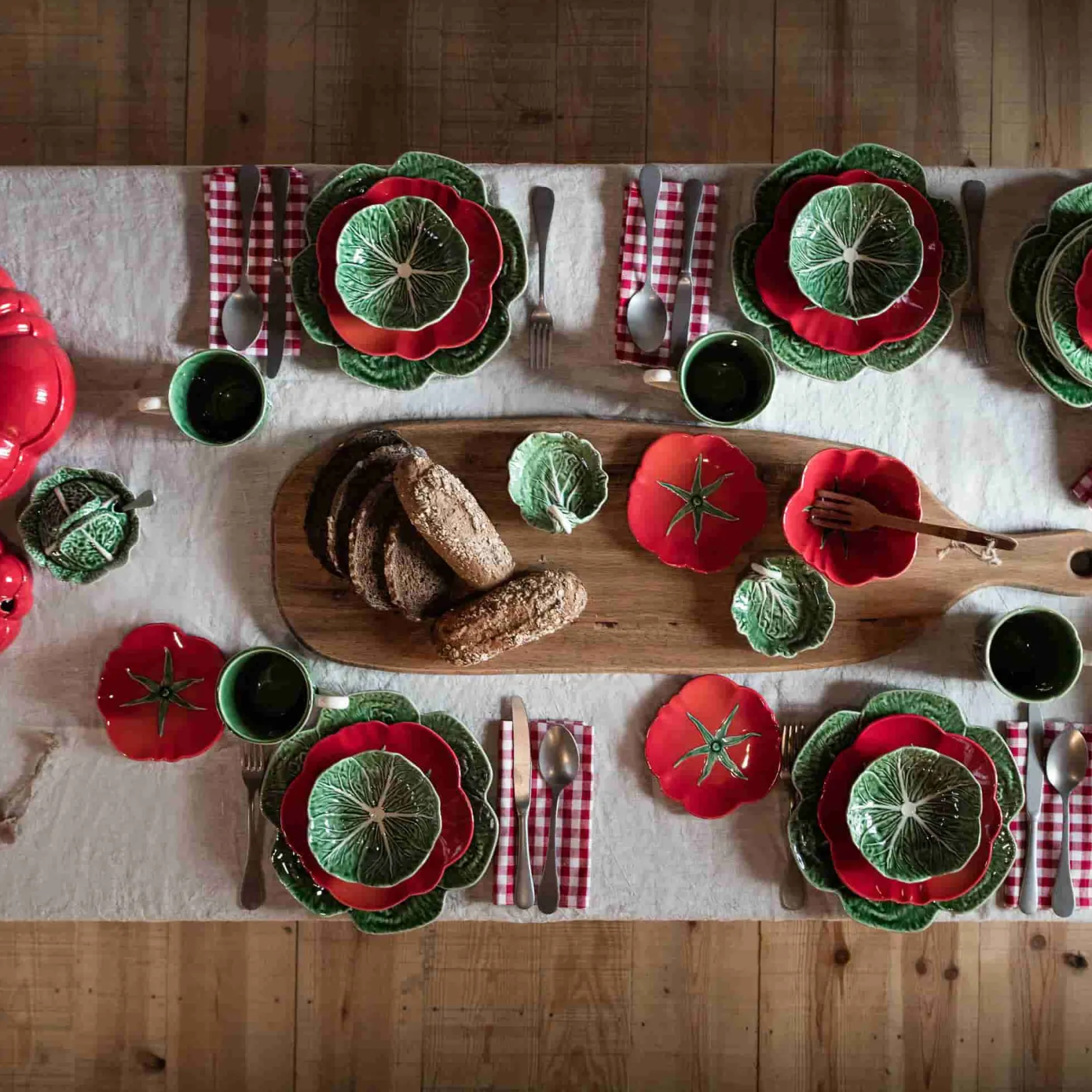 Bordallo Pinheiro Tableware Brands|Plates^Tomato Pasta Plate, 25cm