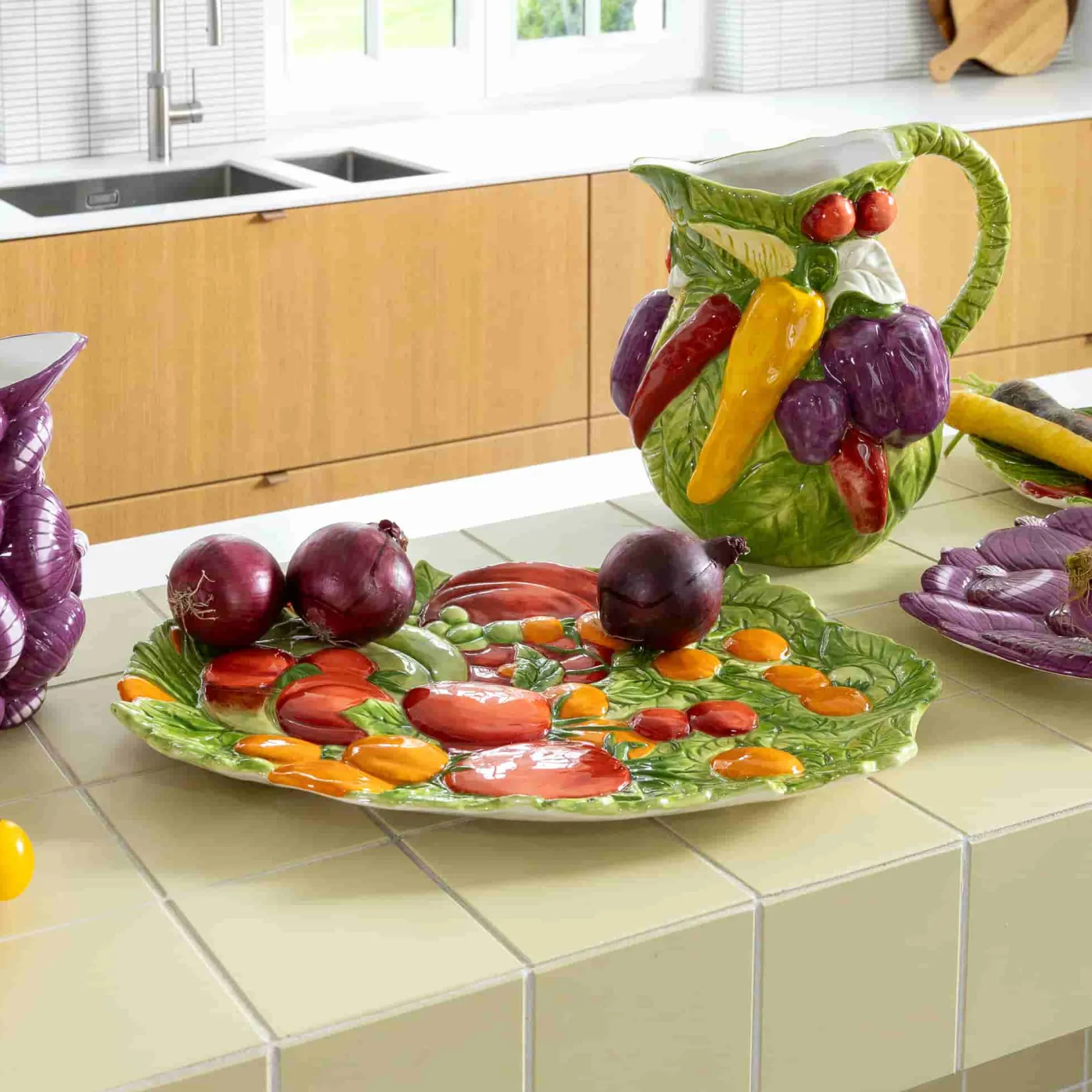 &Klevering Jugs & Bottles|Tableware Brands^Ceramic Vegetables Jug, 2.5 Litre