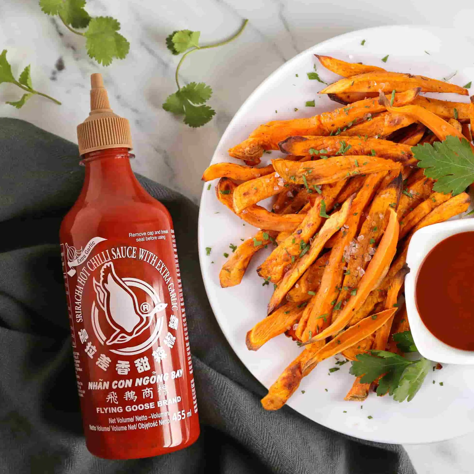 Flying Goose Southeast Asian Ingredients|Sauces & Condiments^Sriracha - Extra Garlic, 455ml