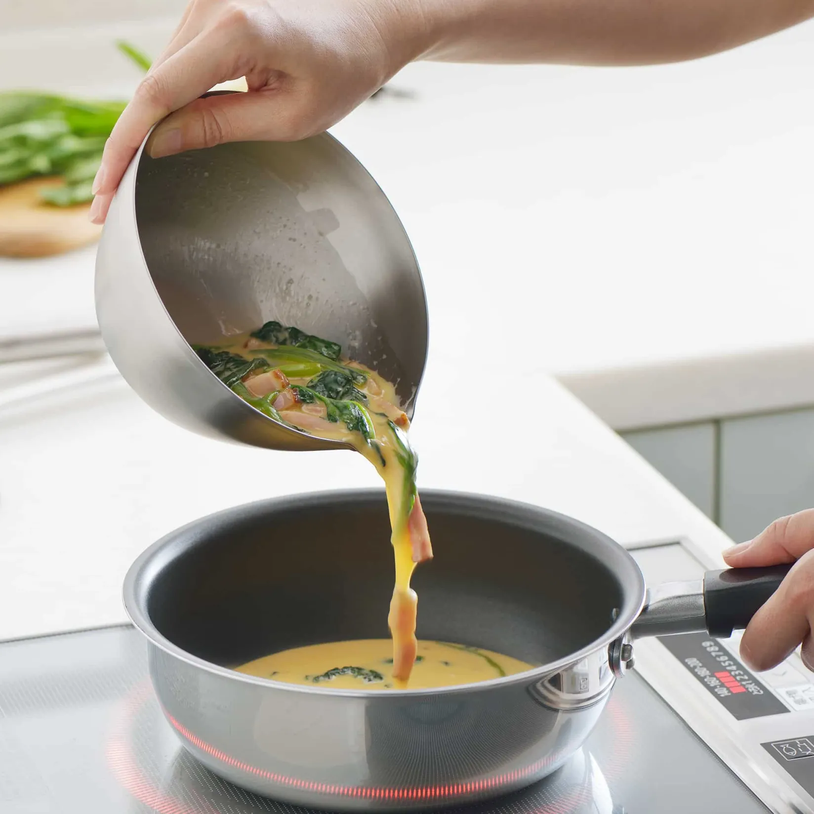 Aikata Japanese Ingredients|Baking Supplies & Equipment^Japanese Stainless Steel Mixing Bowl with Pouring Spout