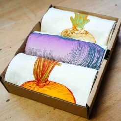 Lottie Day Table Setting|Kitchen Textiles & Clothing^Gift Box Set of 3 Mixed Veg Tea Towel