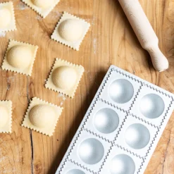 Italian Cookware Italian Ingredients|Kitchen Tools & Utensils^Ravioli Tray - 12 Large Round Ravioli 52mm x 52mm