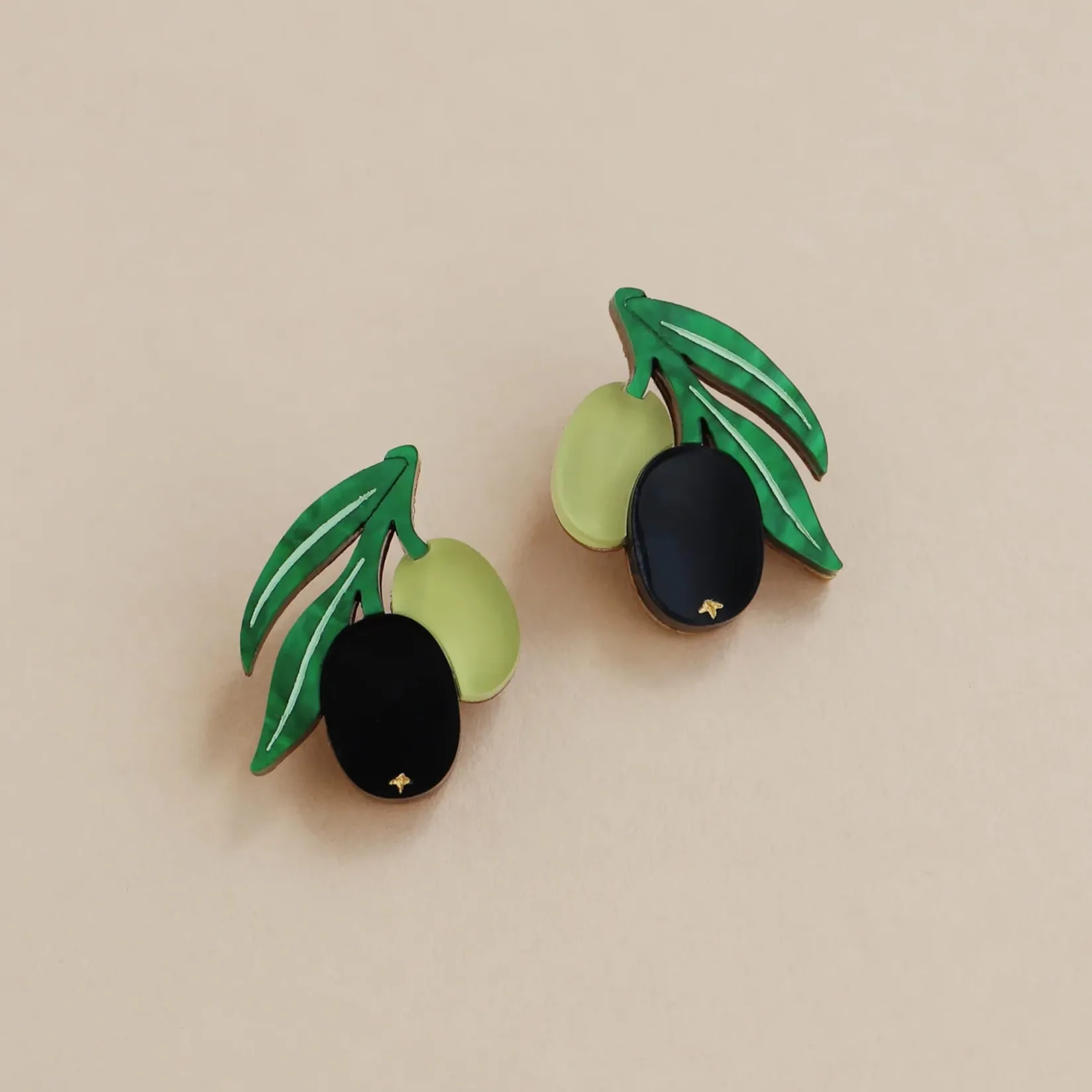 Wolf & Moon Tableware Brands^Olive Stud Earrings